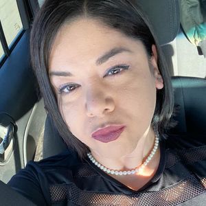 Meet your Posher, Liana